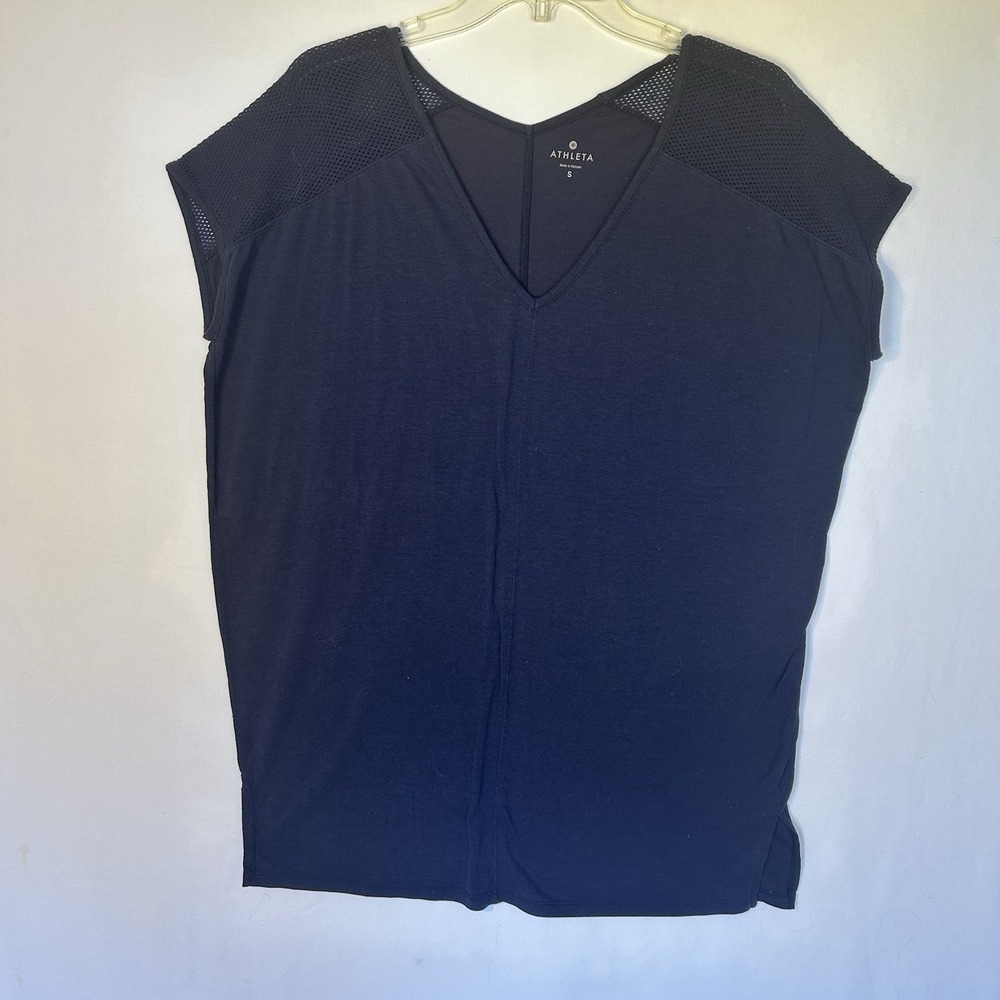 ATHLETA Woman's Top Navy Blue V-Neck Mesh Sleeve Active Tshirt Sz Small Stretch